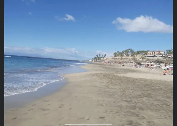 Апартаменти Playa Del Duque-amazing Views 2 Bedroom Адехе