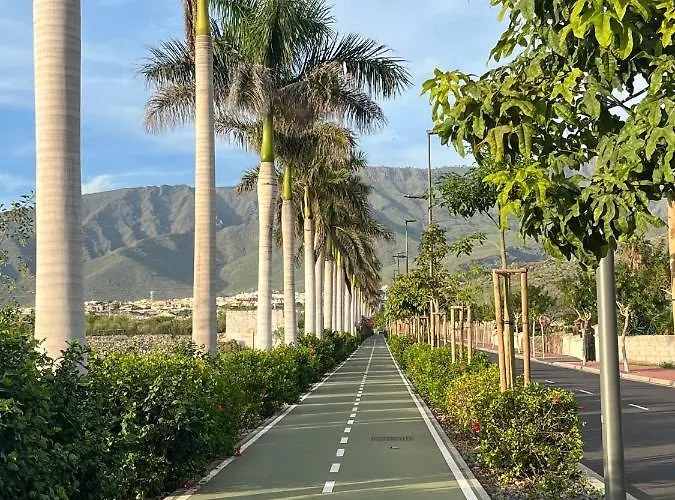 Playa Del Duque-amazing Views 2 Bedroom Адехе