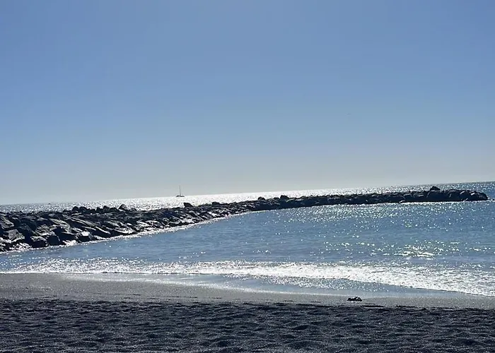 Playa Del Duque-amazing Views 2 Bedroom Апартаменти *