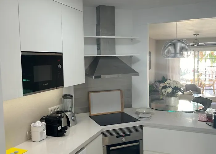 Playa Del Duque-amazing Views 2 Bedroom Апартаменти *