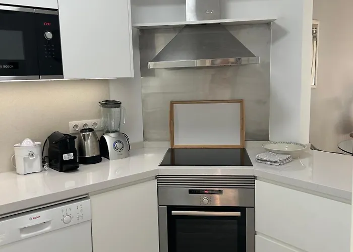 Апартаменти Playa Del Duque-amazing Views 2 Bedroom Адехе