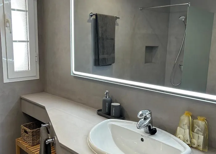 Playa Del Duque-amazing Views 2 Bedroom Адехе