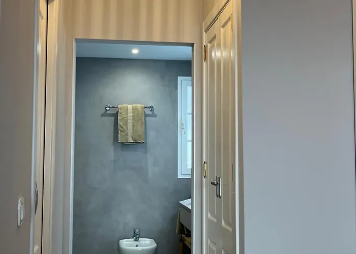 Апартаменти Playa Del Duque-amazing Views 2 Bedroom Адехе