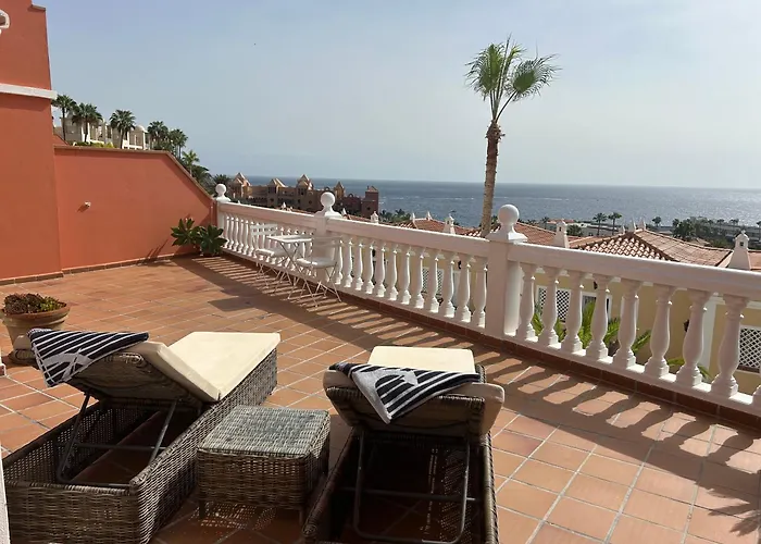Playa Del Duque-amazing Views 2 Bedroom Адехе
