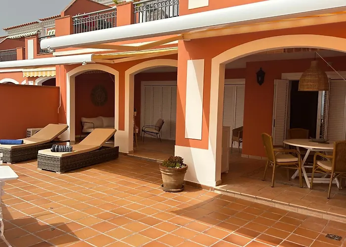 Апартаменти Playa Del Duque-amazing Views 2 Bedroom