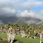 Playa Del Duque-amazing Views 2 Bedroom Апартаменти *