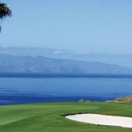 Lejlighed Playa Del Duque-amazing Views 2 Bedroom