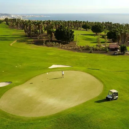 Playa Del Duque-amazing Views 2 Bedroom Daire