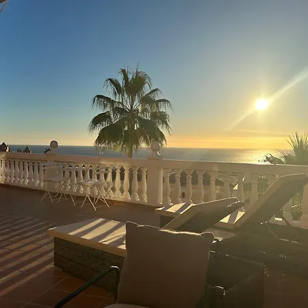 Appartement Playa Del Duque-amazing Views 2 Bedroom