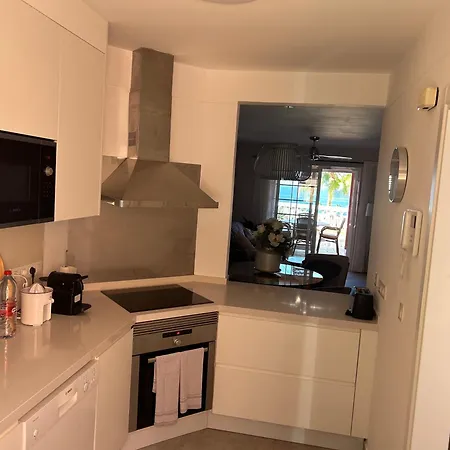 Playa Del Duque-amazing Views 2 Bedroom Daire *